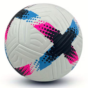 Ballon de football d'entraînement extérieur de dernière conception, prix d'usine, ballon de football d'entraînement personnalisé imprimé pour l'entraînement sportif - Product Image 1