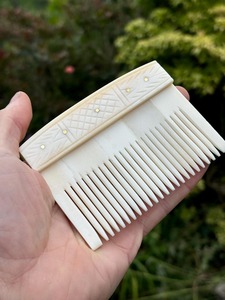 Peignes en os de qualité supérieure, peignes en os sculptés à la main, objets d'art de collection, durables, artisanaux naturels, peignes en os médiévaux à prix abordables - Product Image 3