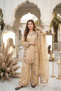Traje Palazzo de Vidrio Romano Pesado de Calidad de Exportación con Bordado de Lentejuelas y Dupatta de Faux Georgette - Product Image 4