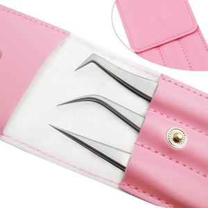 Ensemble professionnel de pinces à cils en acier inoxydable 3 pièces, droites, courbées et en forme de L, pointes 3D avec étui en cuir - Product Image 1