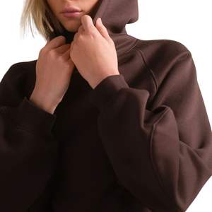 Sudadera con Capucha Oversize Marrón para Mujer, Casual, Holgada, de Forro Polar, Manga Larga, Estilo Urbano, Otoño Invierno, Venta al por Mayor OEM - Product Image 3