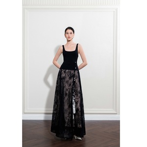 Nueva llegada: Top de punto AYLA para mujer, cuello cuadrado, ajuste ceñido, versátil, liso, minimalista, sin mangas. - Product Image 3