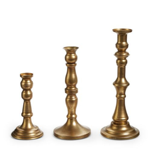 Ensemble de 3 élégants porte-bougie en laiton antique, faits à la main, style vintage, pour la décoration de la maison et les fêtes, en solde - Product Image 1