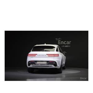 Genesis GV70 2024 2.5T Gasolina 2WD 11,648 km Caja de Cambios Automática Asientos de Cuero Volante a la Izquierda con Cámara Trasera - Product Image 4