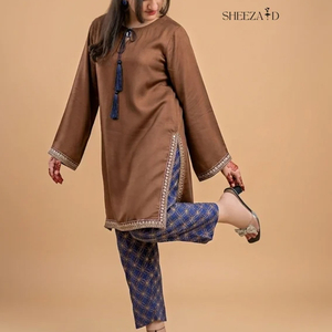 Vente en gros de costumes pakistanais pour femmes en 3 pièces, vêtements décontractés, collection brodée pour la vente en ligne, sur mesure - Product Image 6