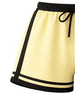 Conjunto de camisola y pantalones cortos para mujer, color amarillo claro y negro, conjunto de dos piezas de verano, Top corto de mezcla de algodón, pantalones cortos con cordón y estampado de mariposas - Product Image 6