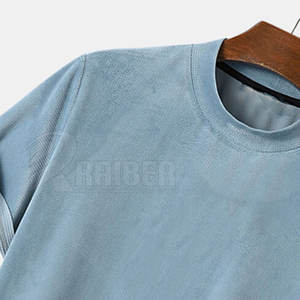 T-shirts streetwear pour hommes, décontractés, couleur unie, tissu doux au toucher, vêtements quotidiens pour hommes, t-shirts à faible MOQ - Product Image 3