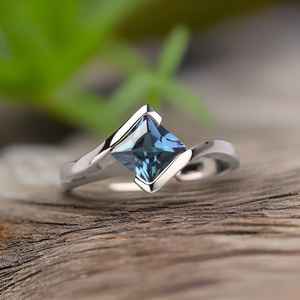 Princess Cut Alexandrite Ring Unique Engagement Ring Silver Bypass June Birthstone Color Changing Gemstone Ring - Product Image 5