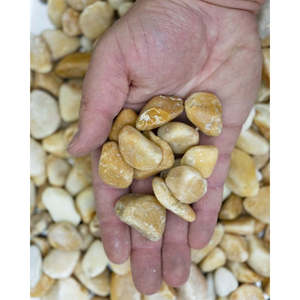 Galets jaunes de Sienne 15-25 mm - en vrac - Product Image 1