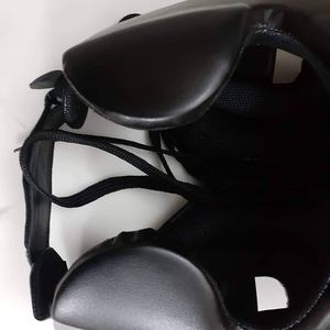 Casco Táctico Ajustable de Cuero con Protector de Ojos Abatible, Resistente al Agua, Diseño de Lujo para Deportes de Esquí Infantiles - Product Image 4