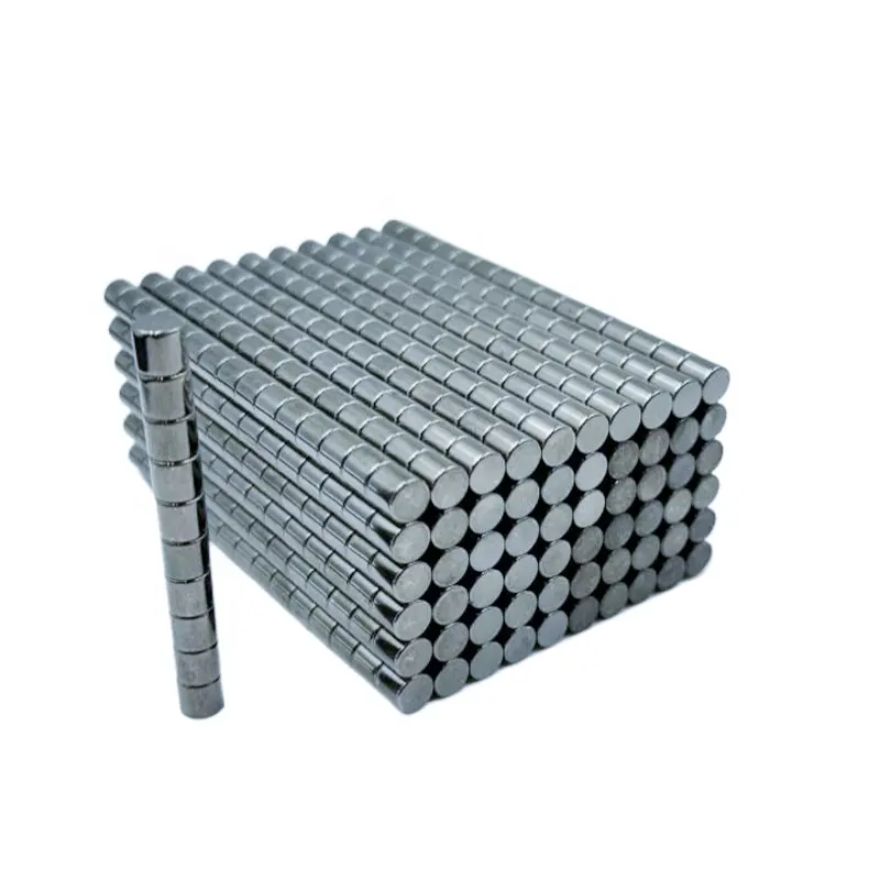China Großhandel N52 runde Neodymium-Magnete NdFeB winziger Magnet selbstklebende Scheibe starke NdFeB-Scheibe Neodymium-Magnet zum Verkauf