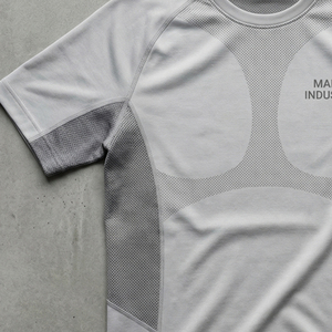 เสื้อครอปโยคะไร้ตะเข็บขายส่งสำหรับผู้หญิง ระบายอากาศได้ดี แห้งเร็ว เสื้อยืดออกกำลังกาย ยืดหยุ่นสูง ผู้ผลิตชุดกีฬา - Product Image 2