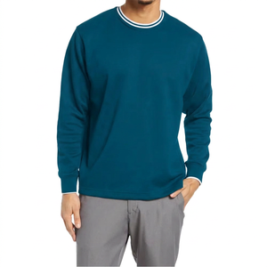 Suéter Unisex Negro de Manga Larga con Cuello Redondo, Corte Regular, Ribete en Contraste, Logotipo Frontal, Diseño con Pedrería, Secado Rápido - Product Image 2