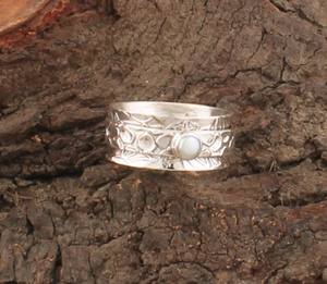 Bague fine en argent sterling 925, classique, minimaliste, empilable, avec pierre précieuse bleue, bague d'éternité, cadeau de mariage, pierre de naissance - Product Image 1