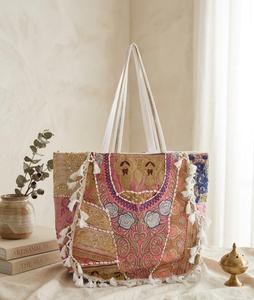 Bolso Tote Bohemio de PU con Cuentas para Mujer, Hecho a Mano, con Asa para Hombro, Cierre de Cremallera, Borlas Bordadas, Ideal para la Playa y Compras - Product Image 1