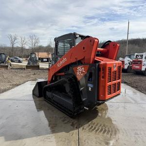 Achetez un chargeur compact sur chenilles Kubota SVL97 2, qualité supérieure, livraison rapide, produit durable, efficace en termes de consommation de carburant, sécurité du conducteur - Product Image 1