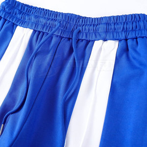 Pantalon évasé léger et confortable, idéal pour les tenues décontractées quotidiennes et les looks modernes de style streetwear. - Product Image 5