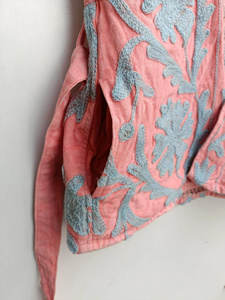 Turkish Suzani Embroidered <b>Velvet</b> Vintage Short Beaded Floral V-neck Vest Handmade Unisex Boho Festival Ethnic Sleeveless <b>Jacket</b> - Product Image 3