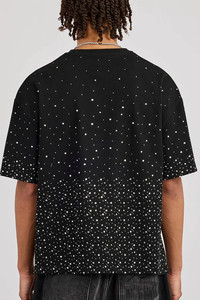 เสื้อยืดผู้ชายทรงบ็อกซี่ ตกแต่งคริสตัล ไหล่ตก สีดำ ออกแบบโลโก้ตามสั่ง OEM ผ้าคอตตอนผสม ระบายอากาศได้ดี สไตล์สตรีทแวร์ - Product Image 2