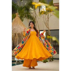 Robe et jupe trapèze faites à la main, magnifiques, avec dupatta, taille empire, en tissu mousseline, pour soirée - Product Image 3