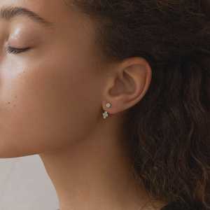 Boucles d'oreilles pendantes en or massif 14K 18K avec diamants de laboratoire taille ronde, motif floral, serties clos, pour usage quotidien - Product Image 6