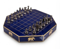 Jeu d'échecs octogonal en résine, sculpture de table, artisanat moderne, décoration de jeu, cadeau pour la maison ou le bureau, échiquier personnalisable en taille et forme