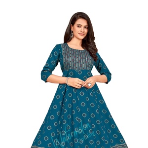 Kurti คอลเลกชันแฟนซีพิเศษสำหรับผู้หญิงพิมพ์ลายสีทองพร้อมงานเย็บปักถักร้อยใส่สบายสำหรับฤดูร้อน - Product Image 2