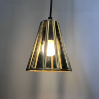 Luminaire suspendu décoratif pour salon, design artisanal, verre noir, forme conique, LED, lumière blanche chaude douce