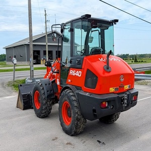 Cargadora de ruedas Kubota R640 con motor diésel de 64.3 HP y potente rendimiento de elevación hidráulica a un precio competitivo - Product Image 1
