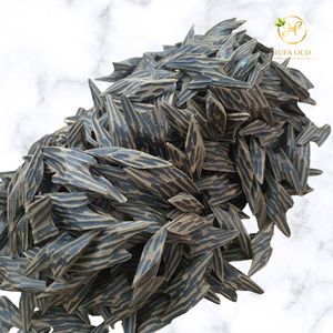 Notas Intrincadas de Fragancia, Oud Tigre Vietnamita - Product Image 3