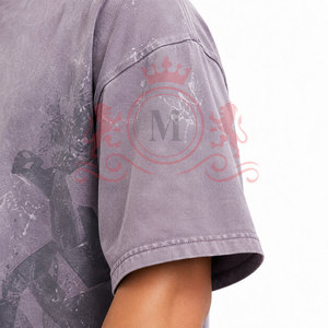 Camiseta de Estilo Relajado con Hombros Caídos y Efecto Desgastado por el Sol, en Algodón Transpirable para Looks Casuales y Urbanos - Product Image 5