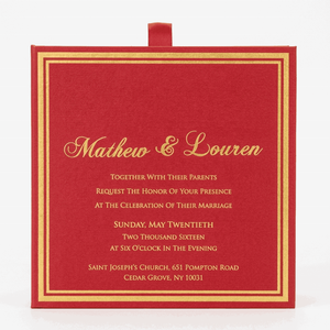 Caja de Regalo de Invitación Plegable Roja de Lujo, Tapa con Inicial de Cristal, Tarjeta con Detalles en Dorado, Compartimento Forrado de Satén, Carpeta con Bolsillo para RSVP - Product Image 5