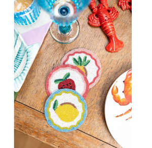 Sous-verre perlé de luxe avec motif de fruits, dessous de plat de table faits main à l'effigie de dessins animés pour la protection des boissons - Product Image 1