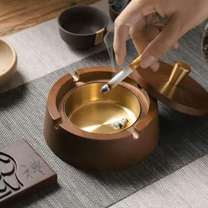 Cenicero de Acero Inoxidable con Tapa de Madera, Estilo Retro Chino, para Sala de Estar, Anti-Humo y Cenizas - Product Image 1