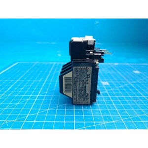 Relé de Sobrecarga Térmica Fuji TR-5-0N/3 Usado Como Está, Piezas de Equipos Semiconductores Legados - Product Image 2