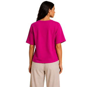 เสื้อคลุมปักลายสำหรับผู้หญิง สีชมพูฟูเชีย แขนสั้น คอวี ผูกเอว สไตล์ลำลอง รับทำโลโก้ตามสั่ง ขายส่ง เสื้อแฟชั่น ผู้ผลิตเสื้อเชิ้ต - Product Image 2