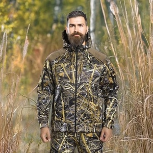 Chaqueta de caza de invierno duradera y aislada para condiciones climáticas extremas de frío. - Product Image 5