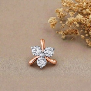 Pendientes de Oro Rosa de 18K con Diamantes Cultivados en Laboratorio, Diseño Floral con Engaste de Garra, Joyería para Regalo de Boda o Fiesta - Product Image 4