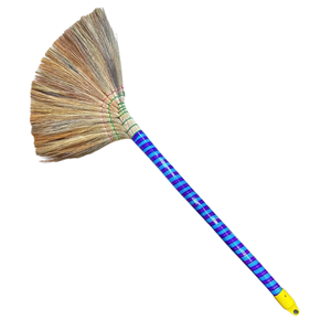 Escoba de Hierba Ecológica Hecha a Mano de Alta Calidad |   Escoba de Fibra Natural Resistente |   Ligero y de Fácil Limpieza - Product Image 5