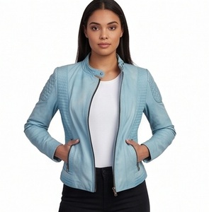 Chaqueta de cuero azul polvo para mujer al por mayor, estilo motociclista asimétrico, con hombros acolchados personalizados, corte ajustado, ropa exterior de fábrica. - Product Image 3