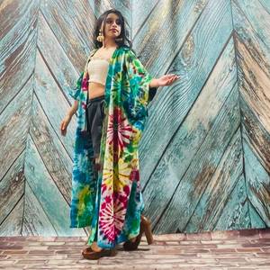 Tie Dye rayonne tissu Long Kimono Boho Style dame plage vacances d'été couvrir Sexy Resort porter femmes Kimono grande taille Kimono - Product Image 3