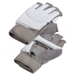 Guantes de sparring para niños personalizados para Taekwondo, ligeros, duraderos, personalizados con etiquetas de logotipos para práctica de entrenamiento - Product Image 1