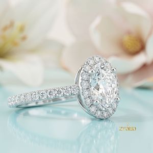 Anillo de Compromiso y Boda de Oro Blanco de 14K para Mujer con Diamante Cultivado en Laboratorio, Corte Ovalado, Claridad VVS2 Certificada, con 4 Garras - Product Image 4