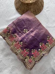 Elegante Saree de Organza Bordado en Lavanda con Blusa Morada de Diseñador |   Sari Premium para Fiestas y Bodas para Mujer - Product Image 5