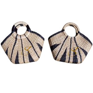 Sac en paille de jacinthe d'eau fait main : Sac de plage tissé - Product Image 1