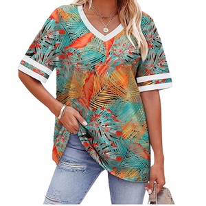 T-shirt personnalisé pour femme à col en V - 100% coton respirant et écologique - T-shirt décontracté d'été fabriqué au Bangladesh - Product Image 4
