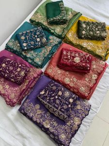 ชุดส่าหรีแบบยาวถึงพื้น Georgette พร้อมงานปักเลื่อมขนาด 3 มม. ขอบผ้าปักลายฉลุ ผ้าซาตินเนื้อหนัก เสื้อปักลาย ผ้าไม่ยับ ใส่ได้สองด้าน - Product Image 5