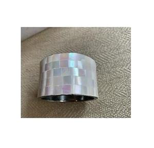 Luxurious MOP Napkin Holders For Wedding Dinner Festive <b>Mirror</b> Polished Napkin Ring Sea <b>Shell</b> Napkin Accessory For Tableware - Product Image 6