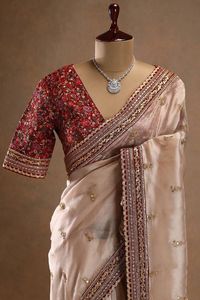 Elegante Saree de Seda Color Champán con Blusa Floral de Diseñador, para Bodas y Fiestas, Saree Tradicional Indio para Mujer - Product Image 4