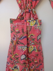 ชุดกิโมโนลายดอกไม้หรูหราขายส่ง ผ้าฝ้าย 100% ชุดนอนยาว แขนยาว มีกระเป๋าหน้า ผูกเชือกด้านหน้า ผู้ผลิตขายส่งจำนวนมาก - Product Image 2